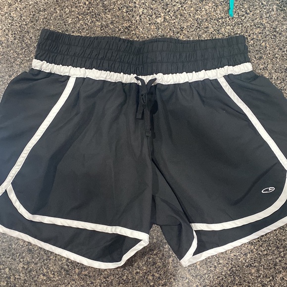 This is a listing for both pairs sold together. - Picture 10 of 10